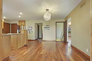 8715 108th Ave, Pleasant Prairie, WI 53158 - Photo 19