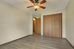 8715 108th Ave, Pleasant Prairie, WI 53158 - Photo 35