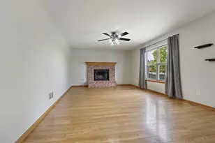 8732 246th Ct, Salem Lakes, WI 53168 - Photo 5