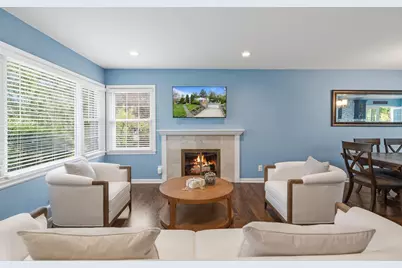 224  Lookout Dr, Lake Geneva, WI 53147 - Photo 5