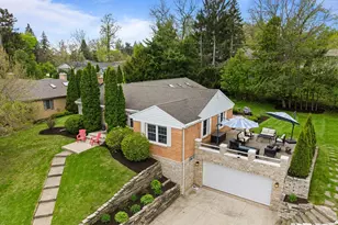 224 Lookout Dr, Lake Geneva, WI 53147 - Photo 1