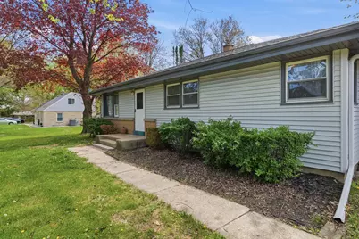 10101 W Beechwood Ave, Milwaukee, WI 53224 - Photo 33