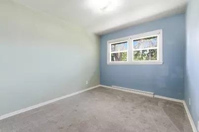 10101 W Beechwood Ave, Milwaukee, WI 53224 - Photo 25