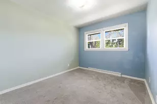 10101 W Beechwood Ave, Milwaukee, WI 53224 - Photo 25