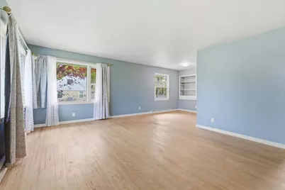 10101 W Beechwood Ave, Milwaukee, WI 53224 - Photo 13