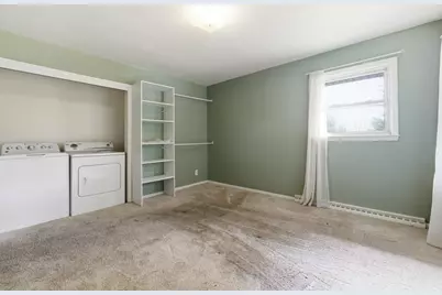 10101 W Beechwood Ave, Milwaukee, WI 53224 - Photo 21