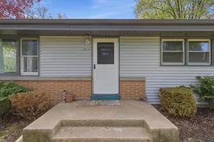 10101 W Beechwood Ave, Milwaukee, WI 53224 - Photo 3