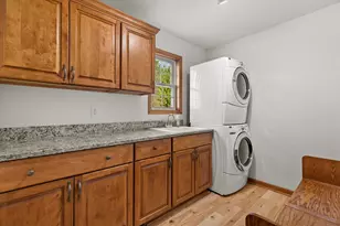 501 Drumlin Cove, Slinger, WI 53086 - Photo 13