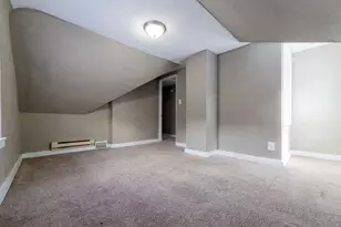 1823 Marquette St, Racine, WI 53402 - Photo 9