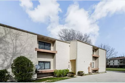 1887  Haymarket Rd #32, Waukesha, WI 53189 - Photo 17