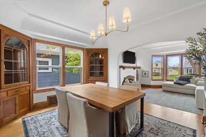 3260 S Dayfield Ave, Milwaukee, WI 53207 - Photo 5