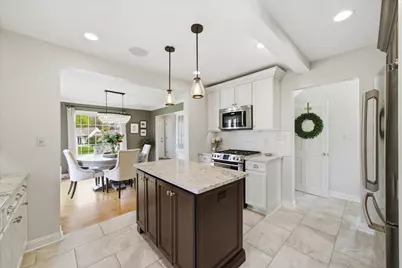 7505 N Links Way, Fox Point, WI 53217 - Photo 15