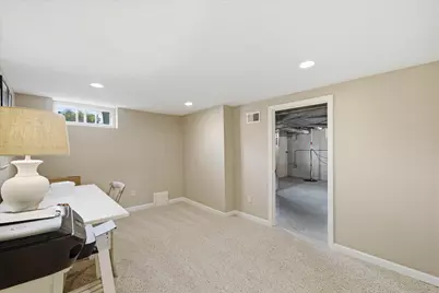 7505 N Links Way, Fox Point, WI 53217 - Photo 37