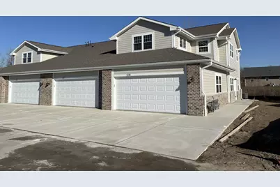 465  Hillary Cir #C, Johnson Creek, WI 53038 - Photo 1