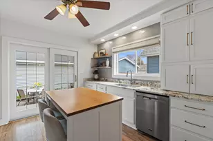 3260 S Dayfield Ave, Milwaukee, WI 53207 - Photo 5