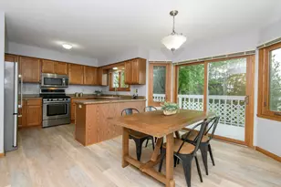 1215 Timber Ridge, Pewaukee, WI 53072 - Photo 11