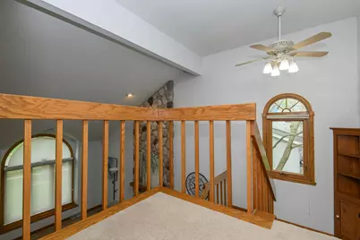 1215  Timber Rdg, Pewaukee, WI 53072 - Photo 21