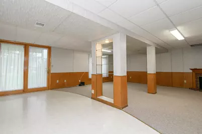 1215  Timber Rdg, Pewaukee, WI 53072 - Photo 27
