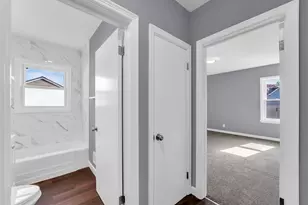 417 Island Ave Ave, Racine, WI 53405 - Photo 17