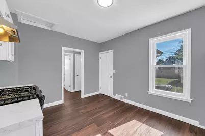 417  Island Ave Ave, Racine, WI 53405 - Photo 11