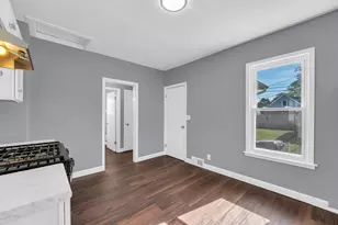 417 Island Ave Ave, Racine, WI 53405 - Photo 11