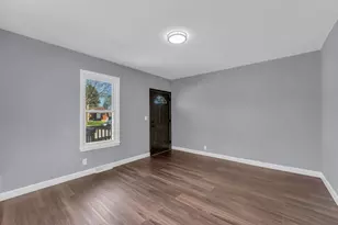 417 Island Ave Ave, Racine, WI 53405 - Photo 7