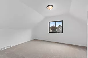 921 Perkins Ave, Waukesha, WI 53186 - Photo 15