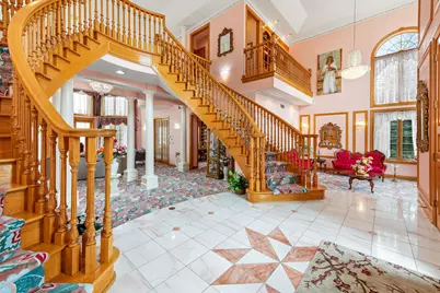 N78W13031  Country Club Ct, Menomonee Falls, WI 53051 - Photo 5