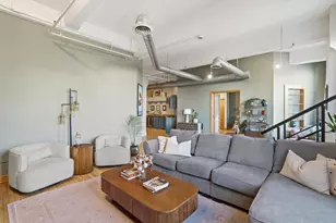 730 N Plankinton Ave, Milwaukee, WI 53203 - Photo 21