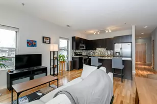 1902 N Commerce St, Milwaukee, WI 53212 - Photo 11