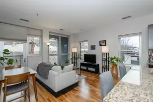 1902 N Commerce St, Milwaukee, WI 53212 - Photo 9