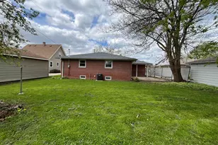 2109 87th Pl, Kenosha, WI 53143 - Photo 19
