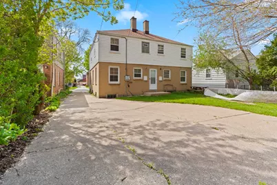4108 N Bartlett Ave #4110, Shorewood, WI 53211 - Photo 17