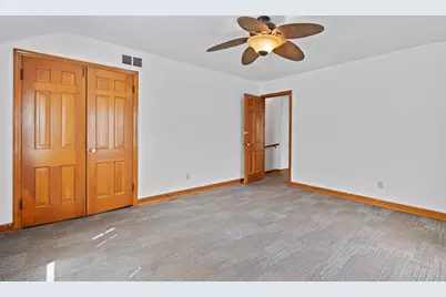4108 N Bartlett Ave #4110, Shorewood, WI 53211 - Photo 11