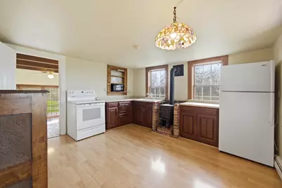 7236  Sauk Trail Rd, Belgium, WI 53013 - Photo 5