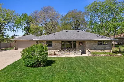W172N9751  Division Rd, Germantown, WI 53022 - Photo 1
