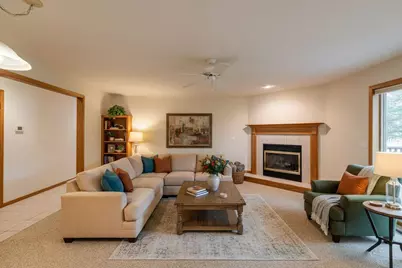 2723  Meadow Lark Ln, Holmen, WI 54636 - Photo 11