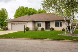 2723 S Meadow Lark Ln, Holmen, WI 54636 - Photo 1