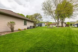 2723 Meadow Lark Ln, Holmen, WI 54636 - Photo 39