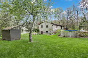 4953 Lake Dr, West Bend, WI 53095 - Photo 27