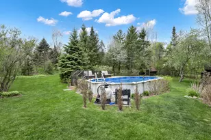 4953 Lake Dr, West Bend, WI 53095 - Photo 23