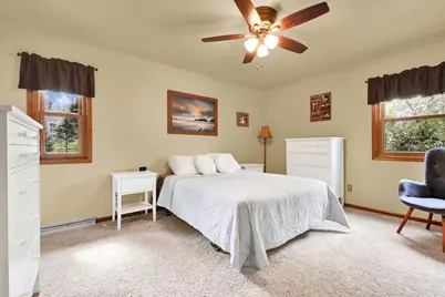 4953  Lake Dr, West Bend, WI 53095 - Photo 13