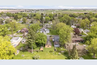 409  Breezy St, Delavan, WI 53115 - Photo 41