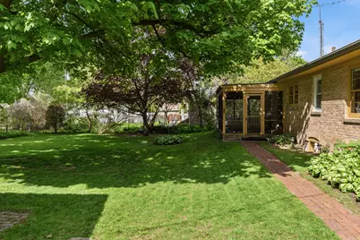 409  Breezy St, Delavan, WI 53115 - Photo 31