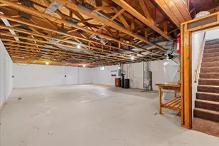 1015 Squire Ln, West Bend, WI 53090 - Photo 25