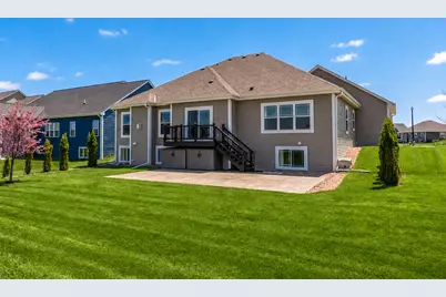 1360  Foxwood Pass, Oconomowoc, WI 53066 - Photo 3
