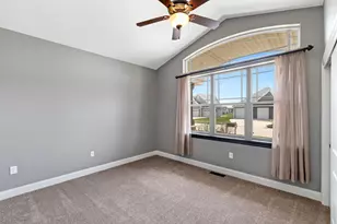 1360 Foxwood Pass, Oconomowoc, WI 53066 - Photo 23