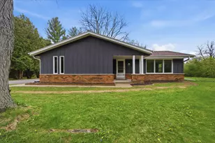 1387 Ponderosa Dr, Jackson, WI 53012 - Photo 1
