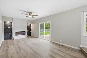 1387 Ponderosa Dr, Jackson, WI 53012 - Photo 13