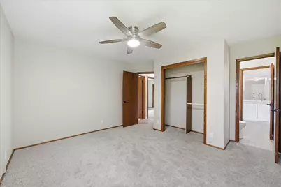 1387  Ponderosa Dr, Jackson, WI 53012 - Photo 17